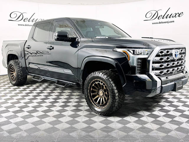 2023 Toyota Tundra Platinum Hybrid 4WD photo