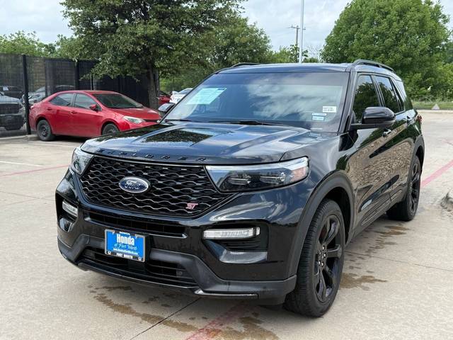2023 Ford Explorer ST 4WD photo