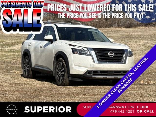 2023 Nissan Pathfinder Platinum 4WD photo