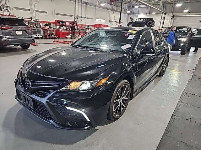 2023 Toyota Camry SE FWD photo