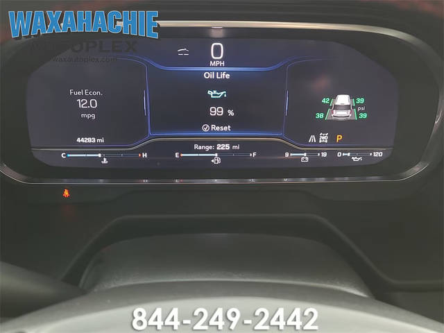 2023 Chevrolet Suburban RST 4WD photo