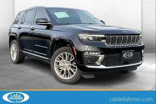 2023 Jeep Grand Cherokee Summit 4WD photo
