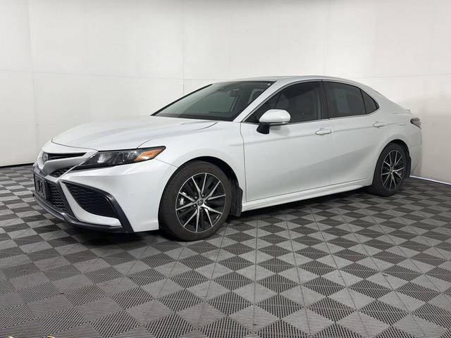 2023 Toyota Camry SE AWD photo