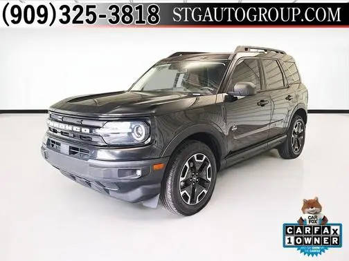 2023 Ford Bronco Sport Outer Banks 4WD photo