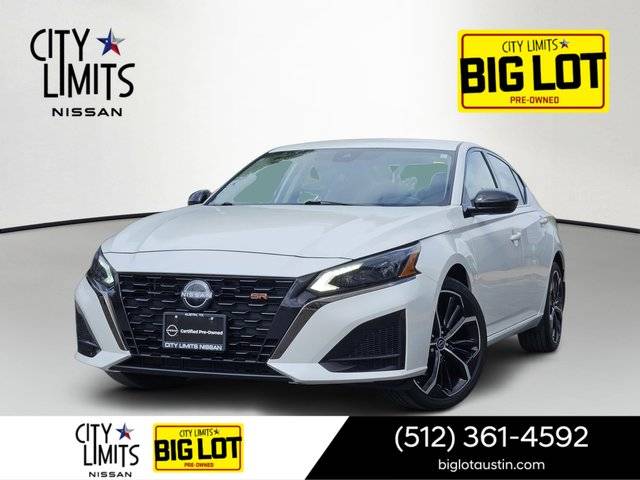 2023 Nissan Altima 2.5 SR AWD photo