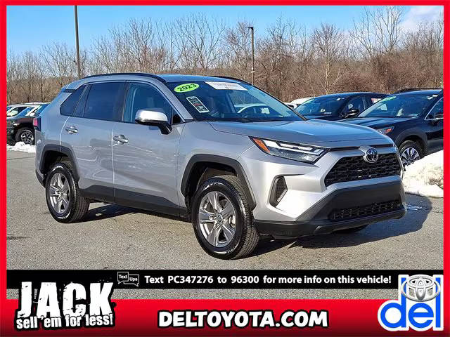 2023 Toyota RAV4 XLE AWD photo