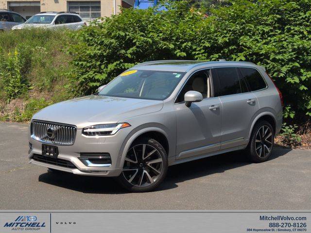 2023 Volvo XC90 Plus AWD photo