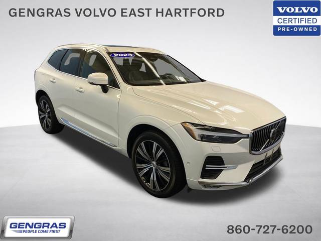 2023 Volvo XC60 Plus Bright Theme AWD photo