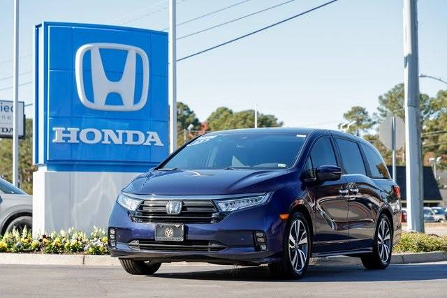 2023 Honda Odyssey Touring FWD photo