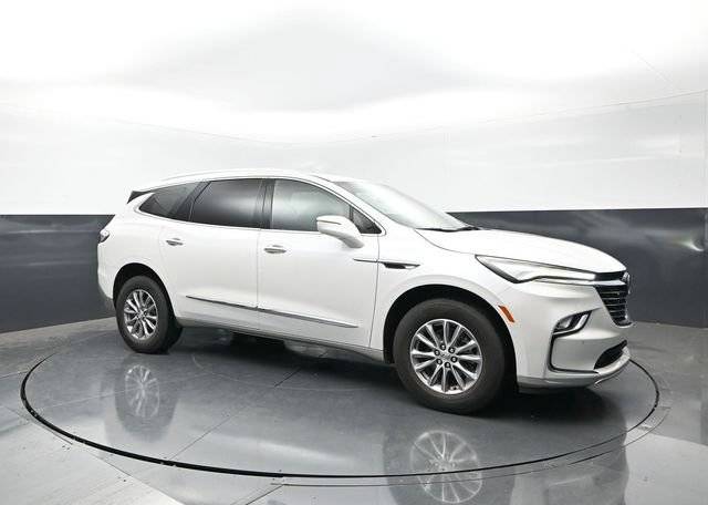 2023 Buick Enclave Essence FWD photo