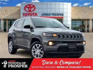 2023 Jeep Compass Latitude Lux 4WD photo