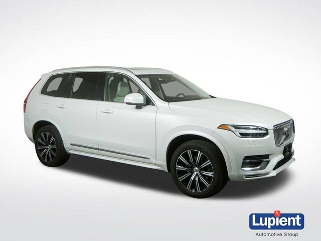 2023 Volvo XC90 Plus AWD photo