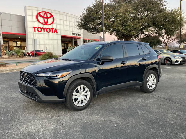 2023 Toyota Corolla Cross L FWD photo
