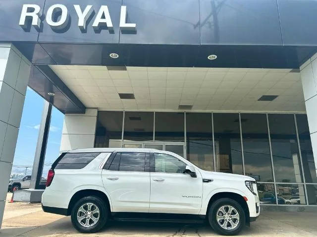 2023 GMC Yukon SLE RWD photo