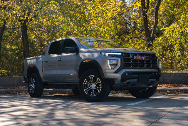 2023 GMC Canyon 4WD AT4 4WD photo