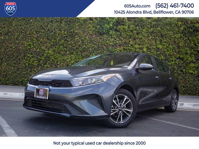2023 Kia Forte LXS FWD photo