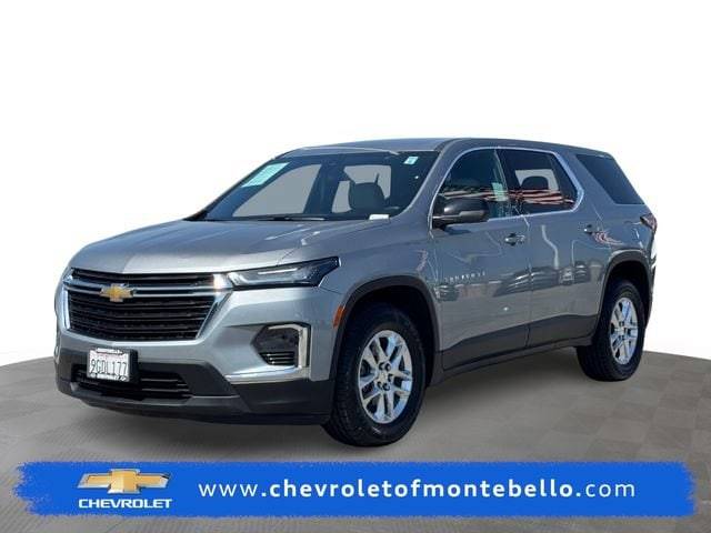 2023 Chevrolet Traverse LS FWD photo