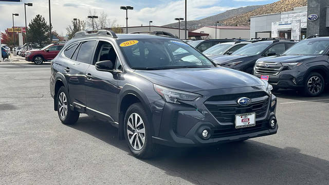 2023 Subaru Outback Premium AWD photo