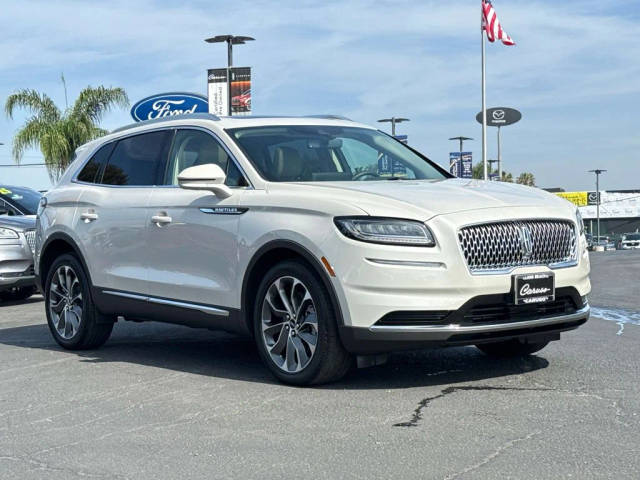 2023 Lincoln Nautilus Reserve AWD photo