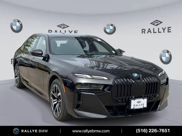2023 BMW 7 Series 760i xDrive AWD photo