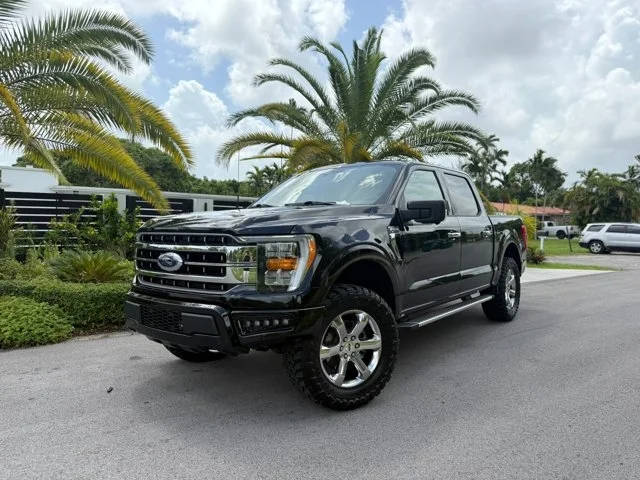2023 Ford F-150 XLT 4WD photo
