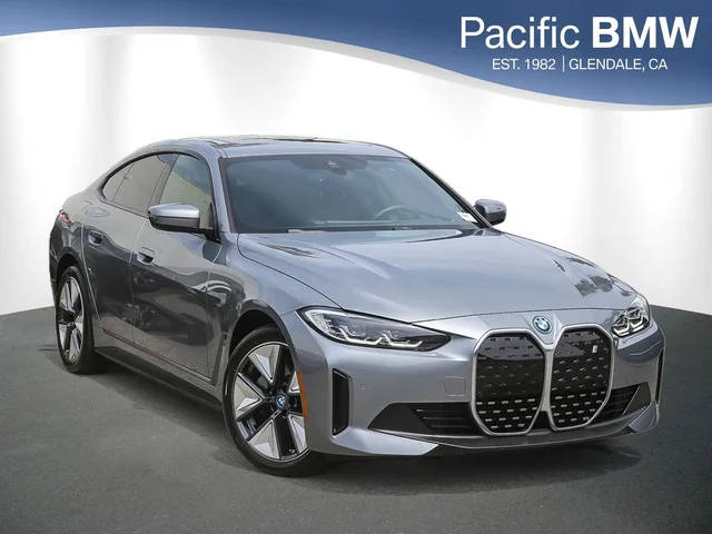 2023 BMW i4 eDrive35 RWD photo