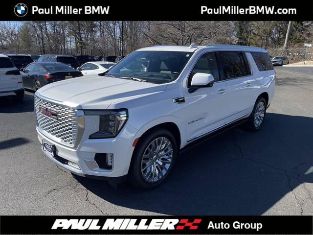 2023 GMC Yukon XL Denali 4WD photo