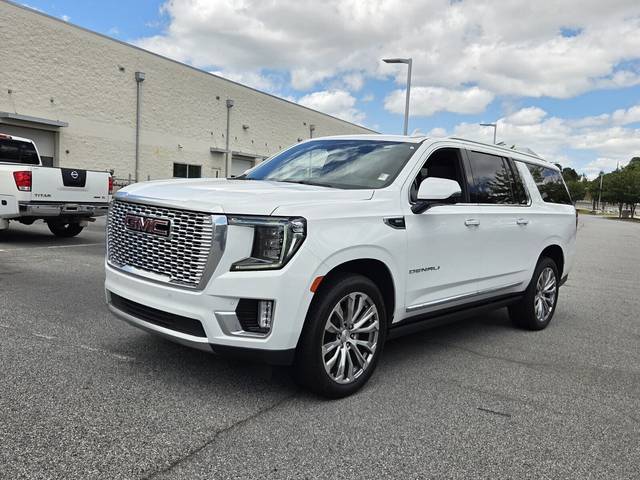 2022 GMC Yukon XL Denali RWD photo