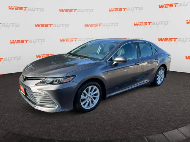 2023 Toyota Camry LE AWD photo