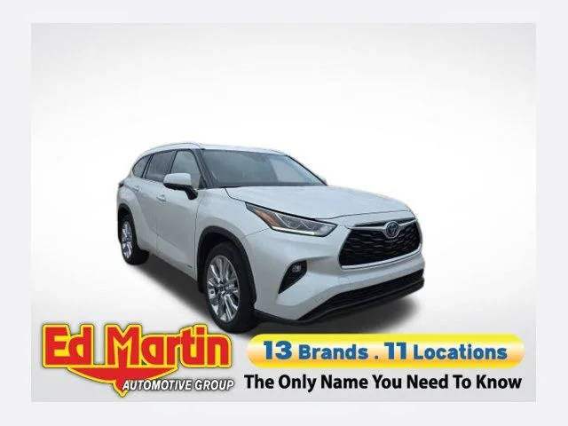 2023 Toyota Highlander Hybrid Limited AWD photo