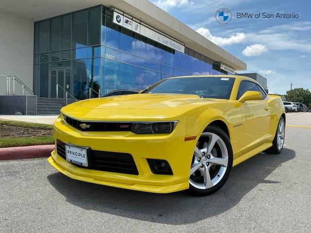 2015 Chevrolet Camaro SS RWD photo