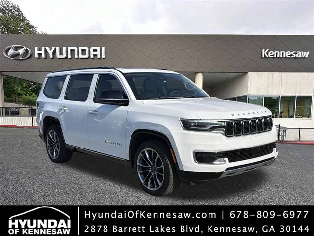 2023 Jeep Wagoneer Series III RWD photo