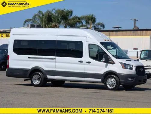 2023 Ford Transit Passenger Wagon XL RWD photo