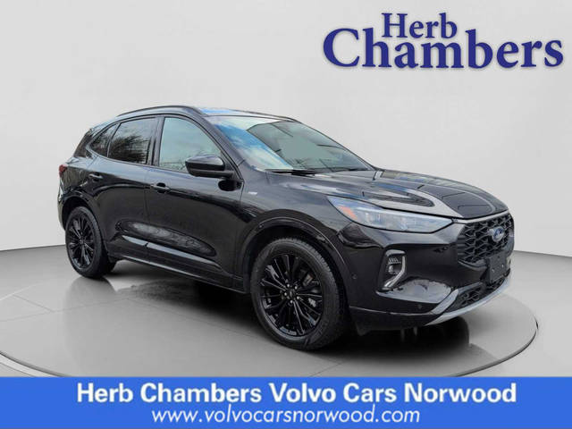 2023 Ford Escape ST-Line Elite AWD photo