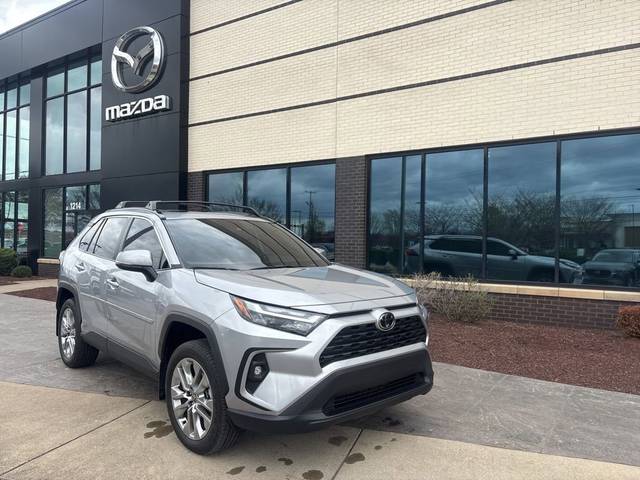 2023 Toyota RAV4 XLE Premium AWD photo