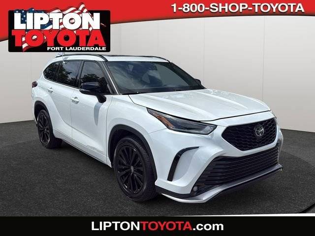 2023 Toyota Highlander XSE FWD photo