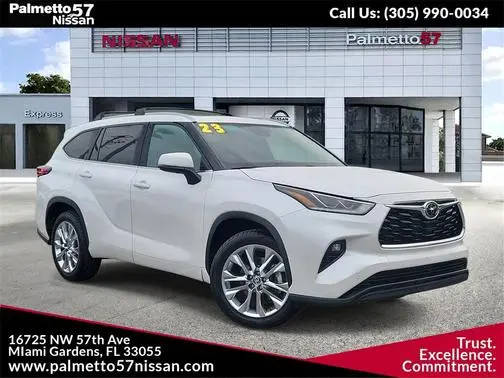2023 Toyota Highlander Limited FWD photo