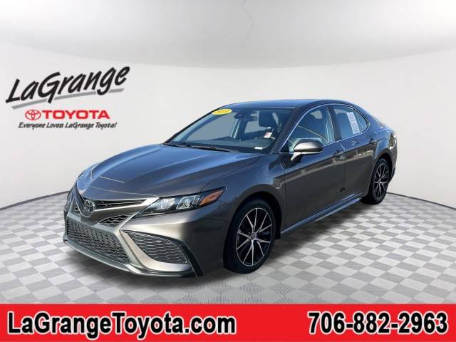 2023 Toyota Camry SE FWD photo