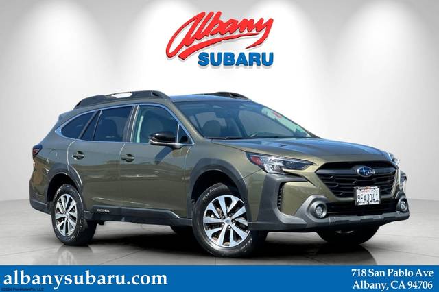 2023 Subaru Outback Premium AWD photo