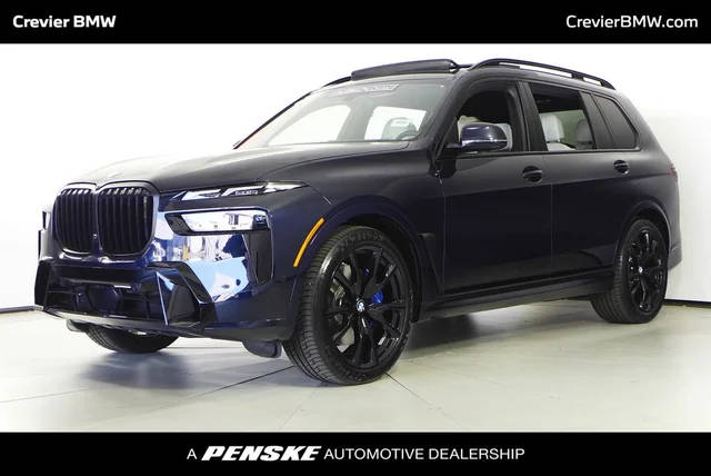 2023 BMW X7 xDrive40i AWD photo