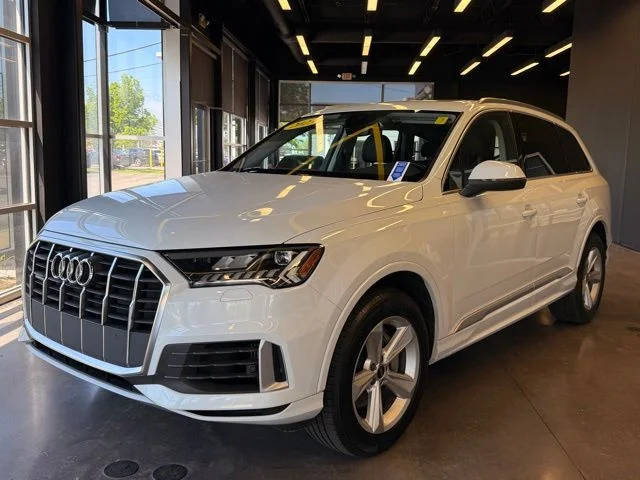 2023 Audi Q7 Premium AWD photo