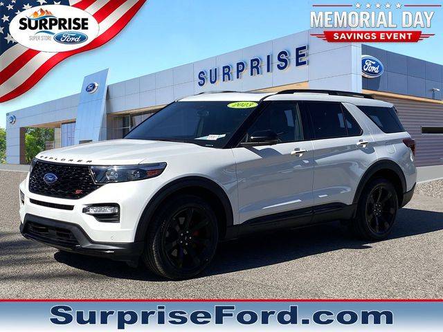 2023 Ford Explorer ST 4WD photo