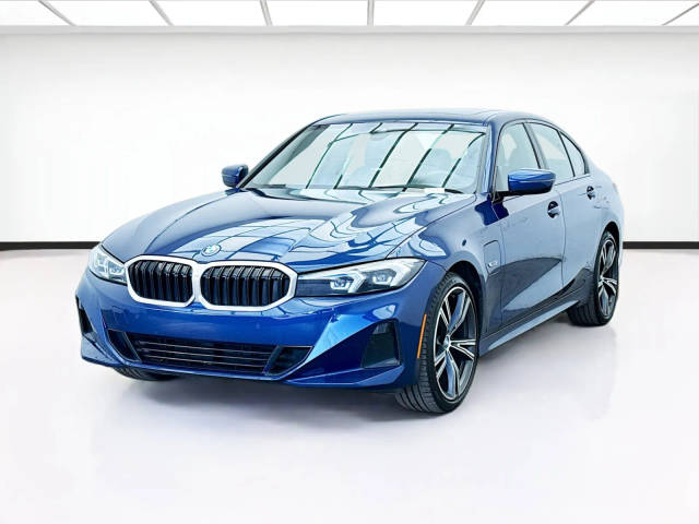 2023 BMW 3 Series 330e RWD photo