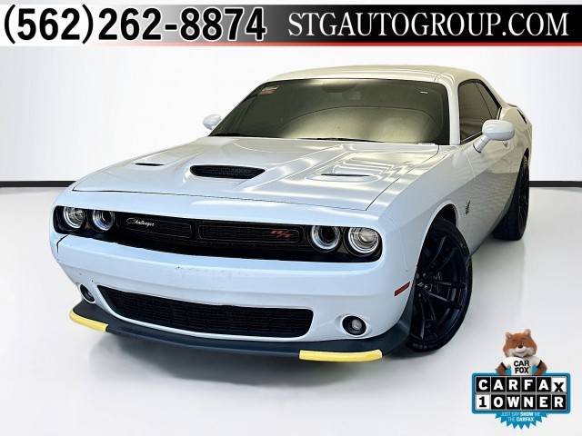 2023 Dodge Challenger R/T Scat Pack RWD photo