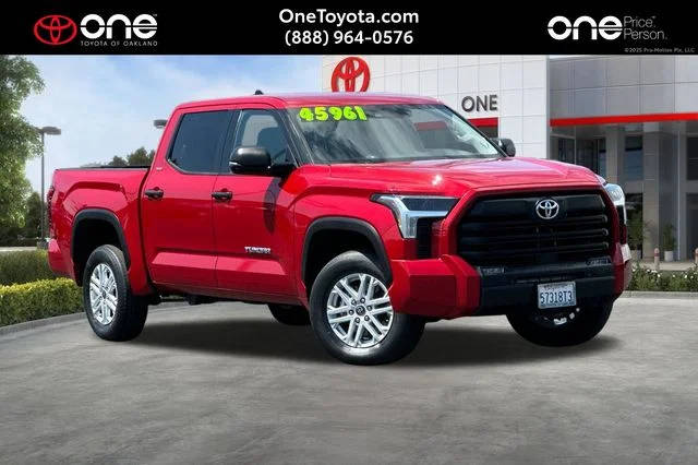 2023 Toyota Tundra SR5 4WD photo