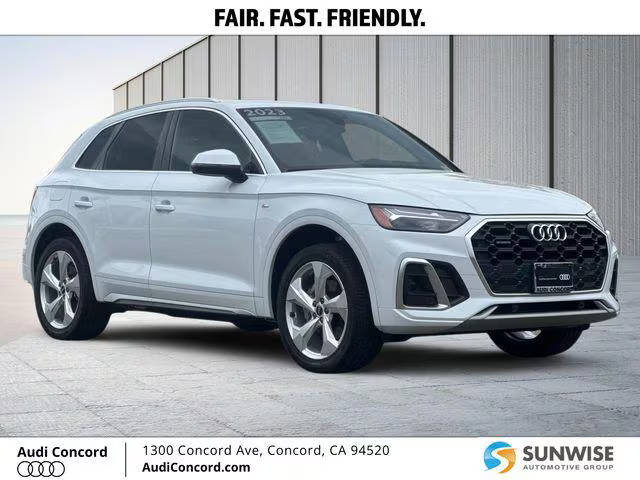 2023 Audi Q5 S line Premium Plus AWD photo