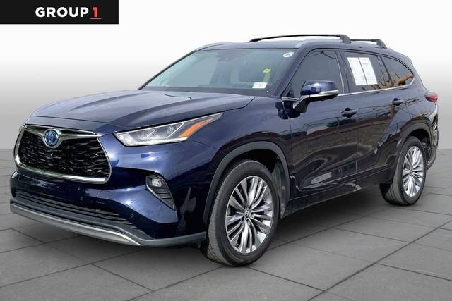 2023 Toyota Highlander Hybrid Platinum FWD photo