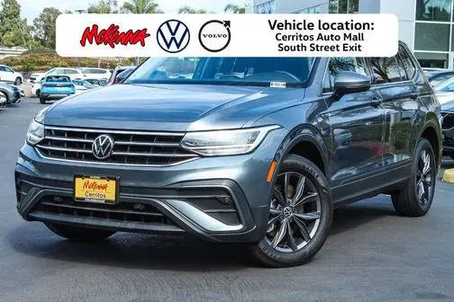 2023 Volkswagen Tiguan SE FWD photo