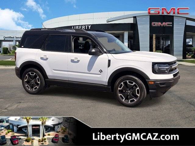 2021 Ford Bronco Sport Outer Banks 4WD photo