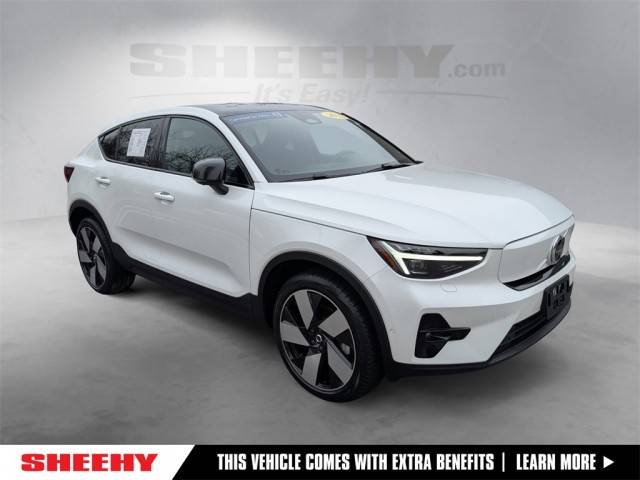 2023 Volvo C40 Ultimate AWD photo